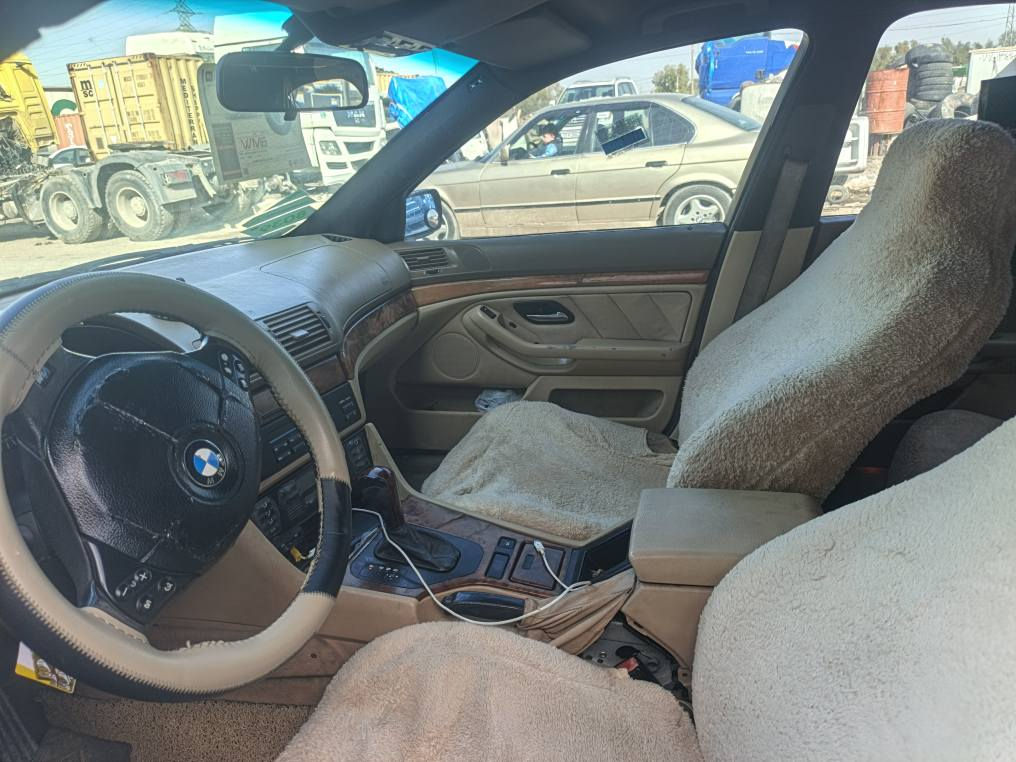 سلاو له هه موولايك
BMW. 528
موديل2002
دبل دجيتال
دبل گير
ناوزه رد
بي زه ربه وليد راو
بيوياغ حيزام
كامل  m
تاقمي ويلو تاييm تازه ي له ژيره
ته قه ورقه به شه رته 
لايت القه
هه مووگياني به شه رته منفيستي له گه له 
نرخ52$گلاو معامله
*********** شربازهير, السليمانية
