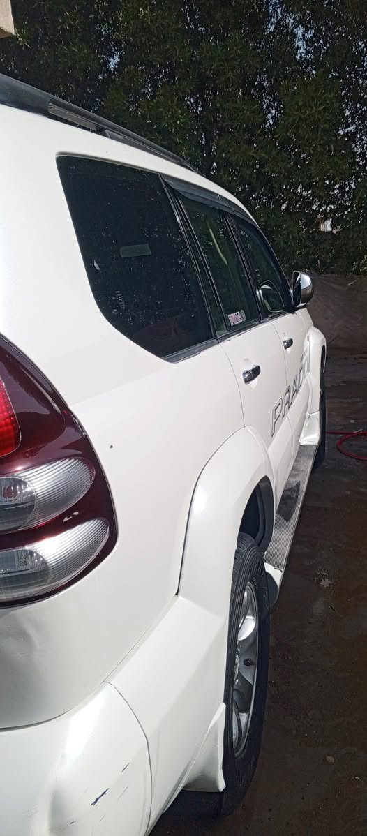 سلام عليكم 
برادو 2007 كفاله عامه بدون قطرة صبغ .للاستفسار اكثر
*********** بي واتساب
