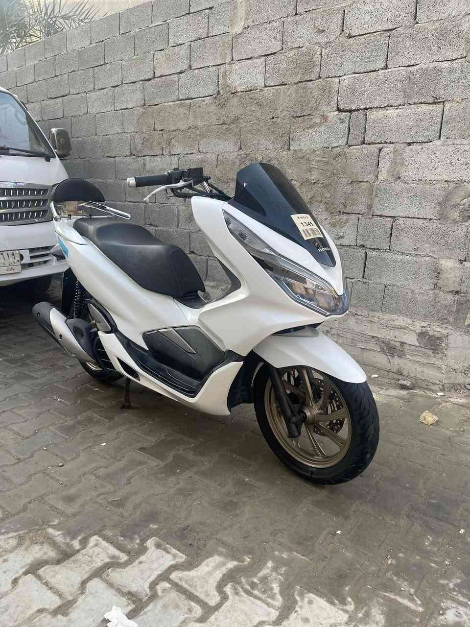 كفاله عامه مكينه وكفر ماشيه47
دراجه خير  من الله مي البلادي مالته احمر
حساسات شغاله ويل ذهبي 
زلغ مابيه دراجه جديده الله شاهد
سعر 16وبيه مجال مو شراي لتراسل 
***********متواجد واتساب
