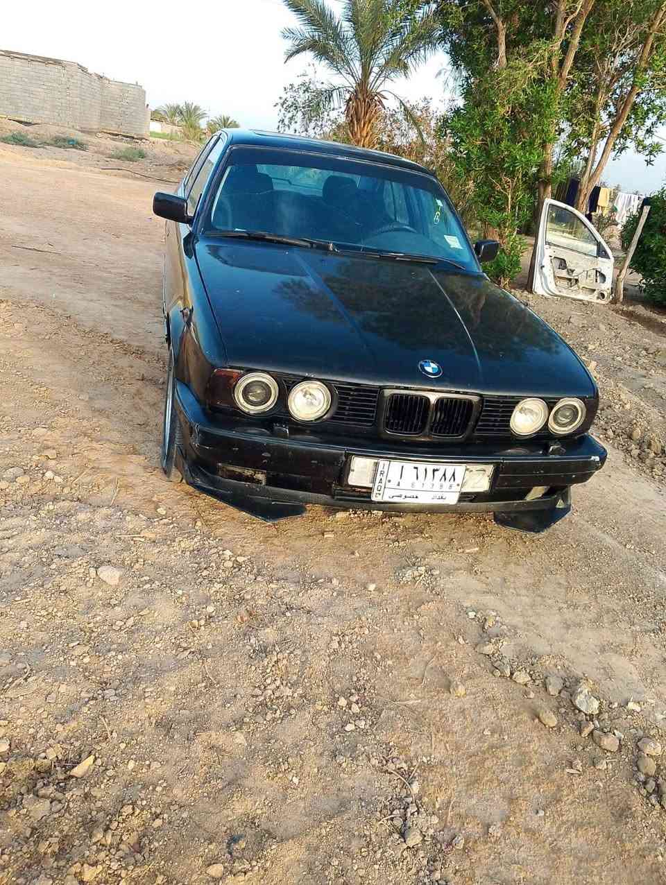 سلام عليكم سياره بيم 5035سياره جاهز حداديه تخم تاير مكينه كير جاهز تبريد نوقص البيه فان وكف بور نص تجه مال الكير بس ولبقي مكفول سعر38وبيه مجال ***********رقمي*********** رقم بغداد رعيه يريد مدور رعيه يمي العنو نصريه غراف
