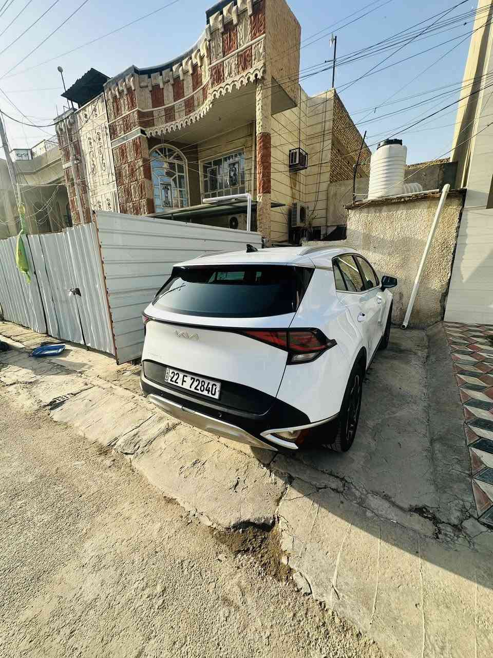 السلام عليكم
👇👇👇👇👇👇👇👇👇👇👇👇👇👇👇👇

كيا سبورتج خليجي 2022 شكل 2023♥️

مرقم اربيل الدولي الجديد باسمي 🤍

السياره ماشيه 100 الاف كيلو وصار 🖤

وصار بيها طخه خفيف خلف باب السائق موضحه في الصوره 🤍

 وباقي السياره مكفوله من الصبغ والحادث والحالوب متوفر سونارها يعني السياره (واحد على واحد)  خير من الله♥️

قماره حديد✨

تخم تاير جديد ✨

ادامه جديده ✨

بصمه تشغيل عن بعد  2 بصمه ✨

جنطه كهرباء ✨

تبريد مناخي ✨

كرسي كهرباء سائق ✨

تدفئه مقود والكشنات ✨

نقطه عمياء ✨

شفتات استيرن✨ 

شاحن وايرلس ✨

ويل كب حجم 19 انج ✨

هندر كهرباء / اوتو ستوب ✨

مرايه عاكسه للضوء ✨

كشنات لون عسلي المرغوب ✨

تبريد خلفي ✨

اربع انضمه قياده ✨

السياره جديده جدا ورايدها 215$وبيها مجال بسيط  

والاتصال /شريحه + واتساب ***********

بغداد / الشعب
