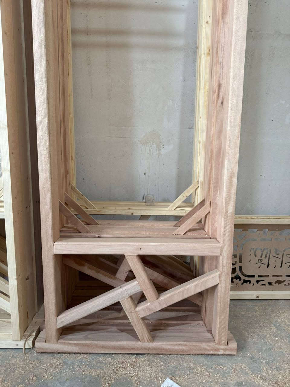 ش
شغل مرتب وحلو ومتعوب علي درجه اوله  للستفسار تواصل ع رقم ***********
