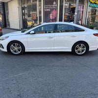 يوجد خط نقل من مناطق القاهرة الشعب البنوك شارع فلسطين الى الكرادة     ...