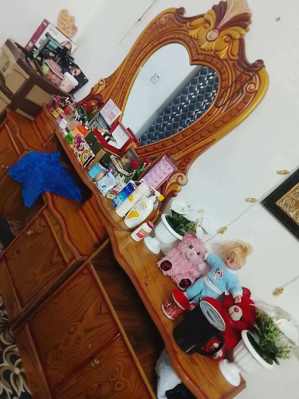 غرفه نظيفه جديده للبيع في بغداد اذا مراوس اراوس السعر 700 وبها مجال ***********
