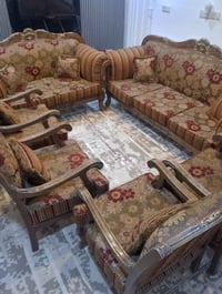 ظخم ٩ مقاعد كلش نظيف ب٣٠٠ قفل مكاني الاعلام حي الشباب الاتصال علئ رقم ...