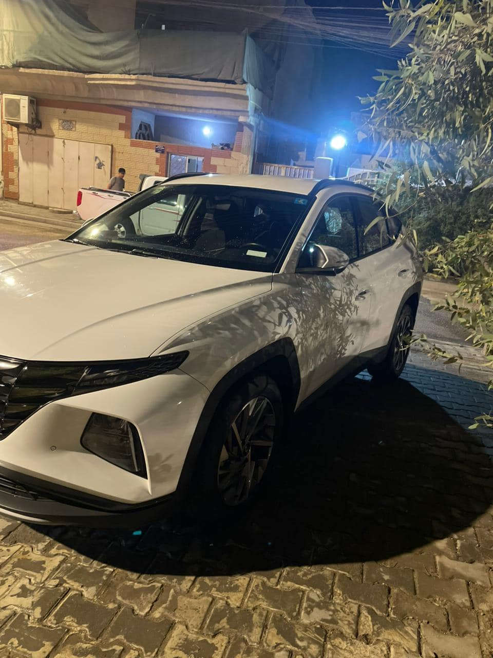 السلام عليكم 
سياره توسان 2023 
السياره جديد بحالت الوكالة ماناقصها ﺎي شي ماشيه 64 الف  
السياره بسم شركه اقصاد استقطاع شهري كي كارد رقمها بغداد ومعروف مواصفاتها مكان السياره البصره ابي الخصيب السعر 205

***********
***********
