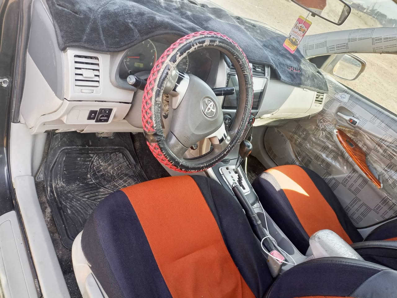 السلام عليكم كورلا 2010 وارد امريكي سياره ليبل واحد*********** كير ومحرك جديد تخم تاير جديد صدر جديد تبريد وتدفئة شغال شاشه وكامره دوار سياره بيها نقص ضباره تريد تحويل. تريد وكاله مكان السياره صلاح الدين تكريت السياره جاهزه السعر 55
