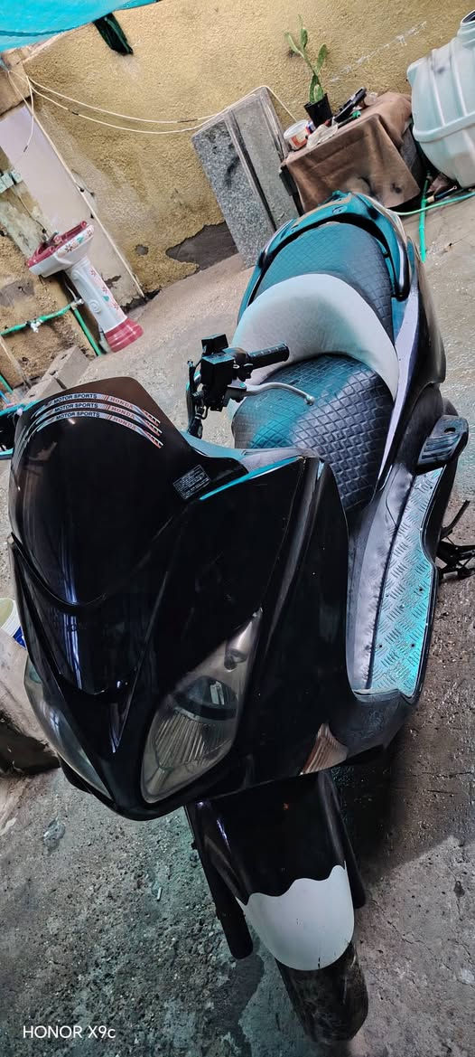 سلام عليكم من رخصة مدير الكروب 0/9 دراجه خير من الله بس الكير ملغي بس أريد مراوس على مود ألون مكاني بغداد ***********
