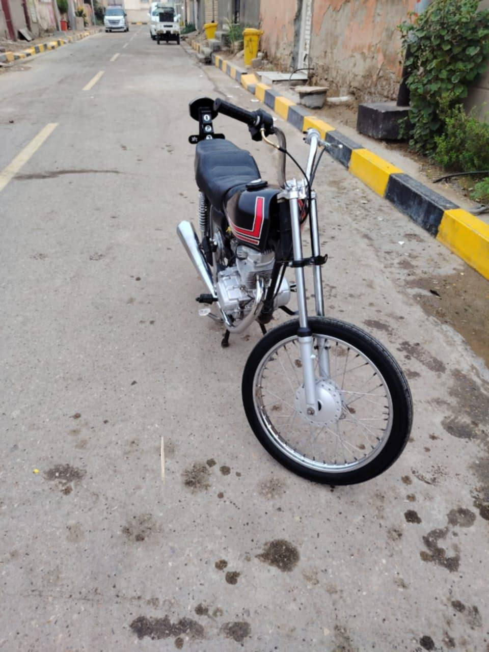 السلام عليكم درجه نامه شلامجه للبيع كلك كلك السعر 450 وبيه مجال مكاني سوق الشيوخ حي العسكري خاص موجود ***********
