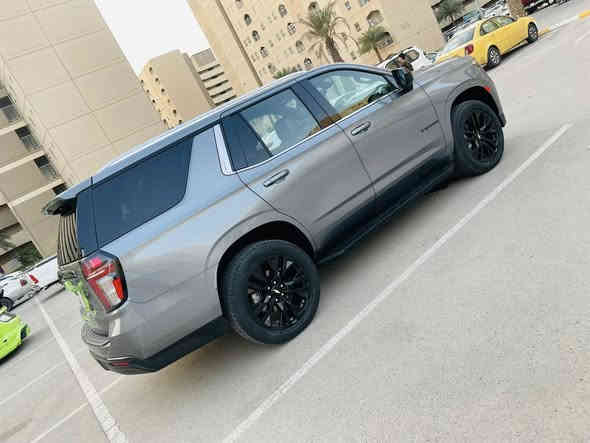 السلام عليكم 
تاهو موديل 22 
وارد امريكي 
ضرر بابتين يمنه 
ماشيه 62 الف ميل 
5 الاف ميل بالعراق فقط 
رقم وسنويه جديده 
هزتها مخلصانه 
بأسمي تحويل مباشر 
السعر 40500 
4 دفاتر و 5 اوراق 
للأتصال ***********
