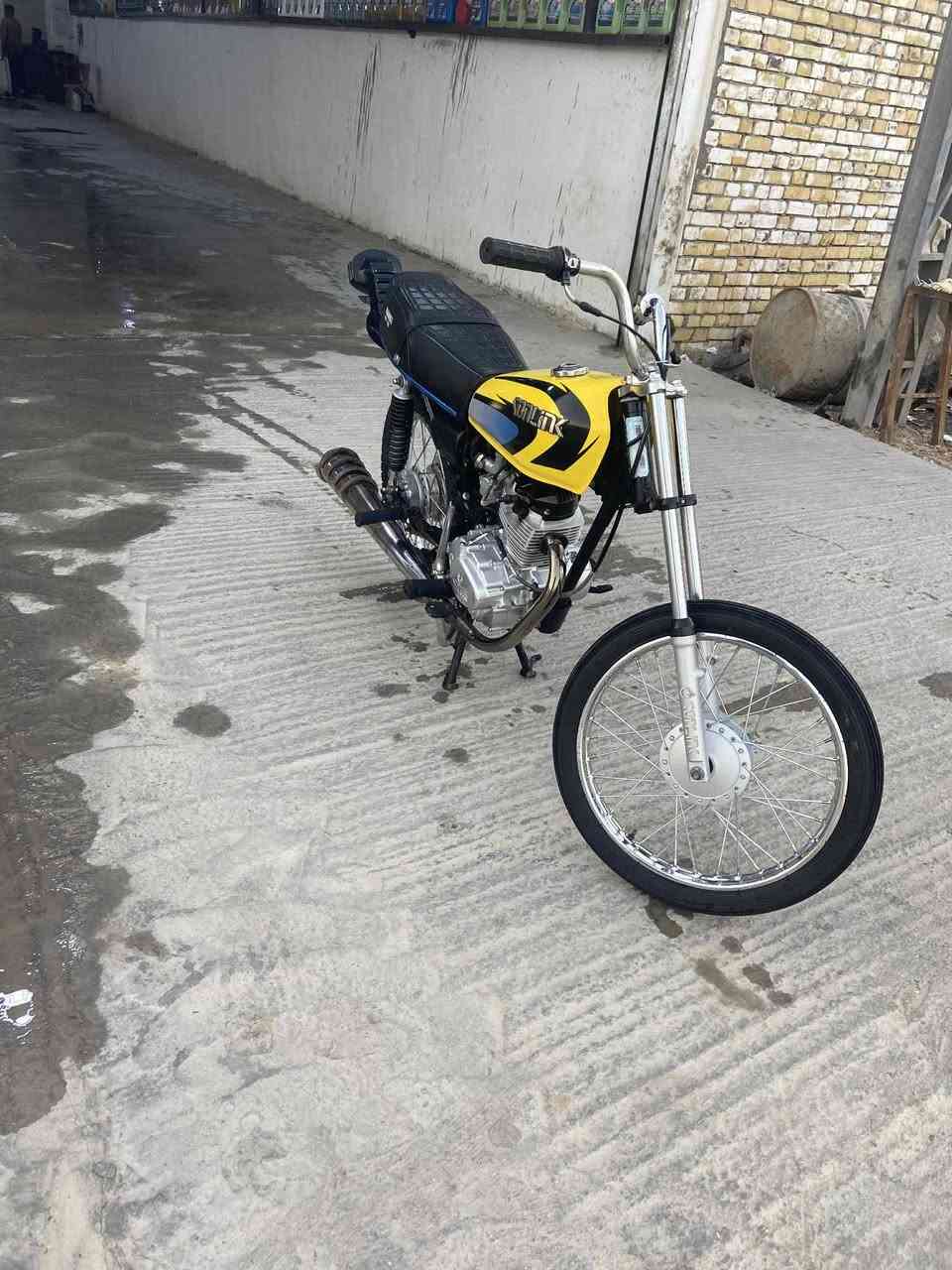 السلام عليكم دراجه شاصي نامه ١٧شلامجه مكينه سونك للبيع مكان ناصريه السعر ٧٥٠ وبيه مجال بدون سبايدر ولمريضه اطلعو كبل (خابر عله هذا رقم ) ***********
