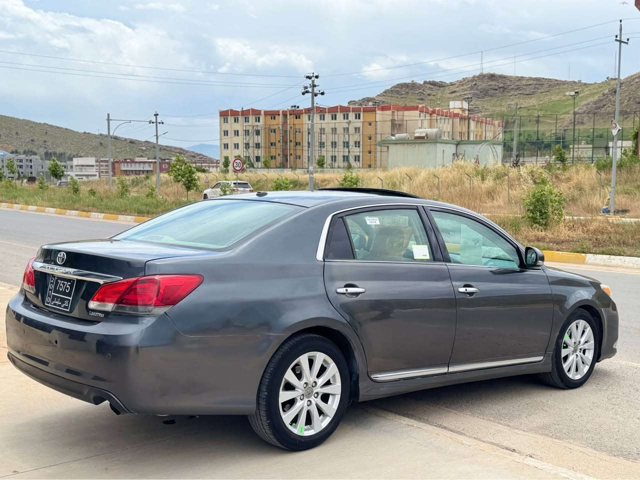 ‎سەرەتا بەناوی خوای گەورەو میهەربان
66💸
***********
Toyota avalon2011 .  Limited 
براوە براوو 
‎مواسەفات خليجى  لیمیتید فول فول
ناو زەرد قەپات مواسەڤات
‎پەردە سڵایتت کوشن کارەبا کوشن جڵد و ساردو گەرم
‎بەسمە ٥بەسمە
‎کوشن خەزن
‎ئاوینە کارەباو   ئیشارەت
‎سەیارەکە ساغە  
‎٤تایەو ویلی لۆک لۆک
‎کاملمکەبەرەو ئیمپری فایەری بیلادی شەریکە
‎سەیارەکە هەموو گیانی بەشەرت 
‎تەبرید ساردو گەرم بەشەرت
پشتی تۆزیک شلە  
‎هەموو گیانی جایز کراو   
مەکینەی نەکراوەتەوە بەشەرتی دیجیتالی بەیانیانیش 
تکایە ئەگەر کریار نیت سەرم مەیەشینە مەحامەلەیەکی کەمی تیدایە  گۆرینەوە ناکەم 
  بۆیاخی بە شەرت نیە   گۆرینەوە ناکەم جوابی چاتیش نادەمەوە چات مەنیرە تکایە 
٦٦ 💸خوار هەموو بازار 
ئەگەر کریاریش نیت سەری خۆتو منیش مەیەشینە 
‎شوین رانيه 
***********
*********** رانية, السليمانية
