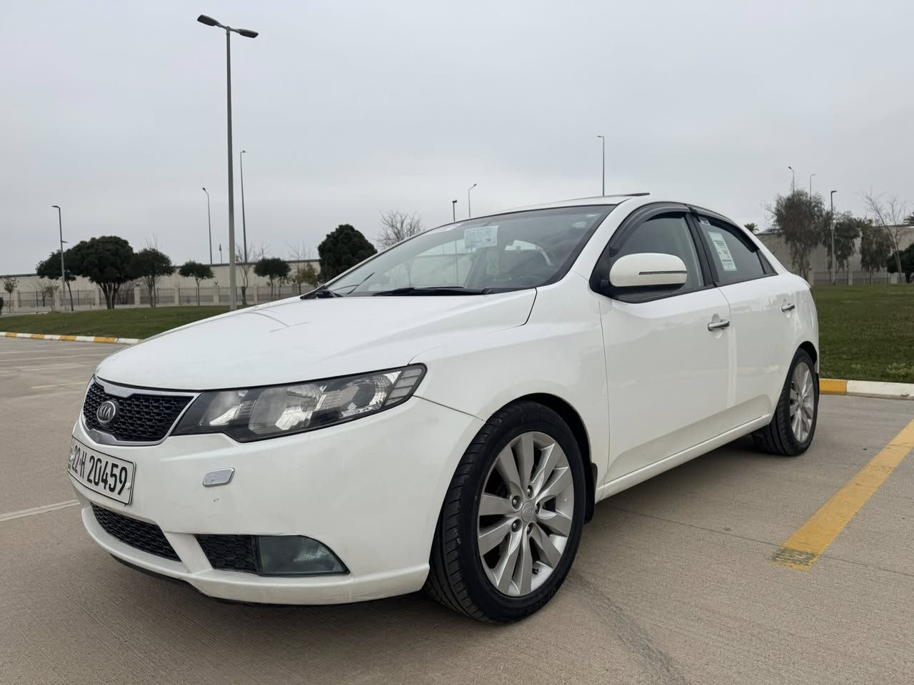 سلام عليكم 2012
#كيا_سيراتو_فول #مواصفات #بصمه

السياره كير محرك شرط 1600 دوش 

صدر امامي خليفي كله جديد 

طخم تايرات جديد 

الصبغ باب السكن فقط 

         مكان السياره #اربيل  *********** وتساب  

السعر 112 وبيها مجال قليل
