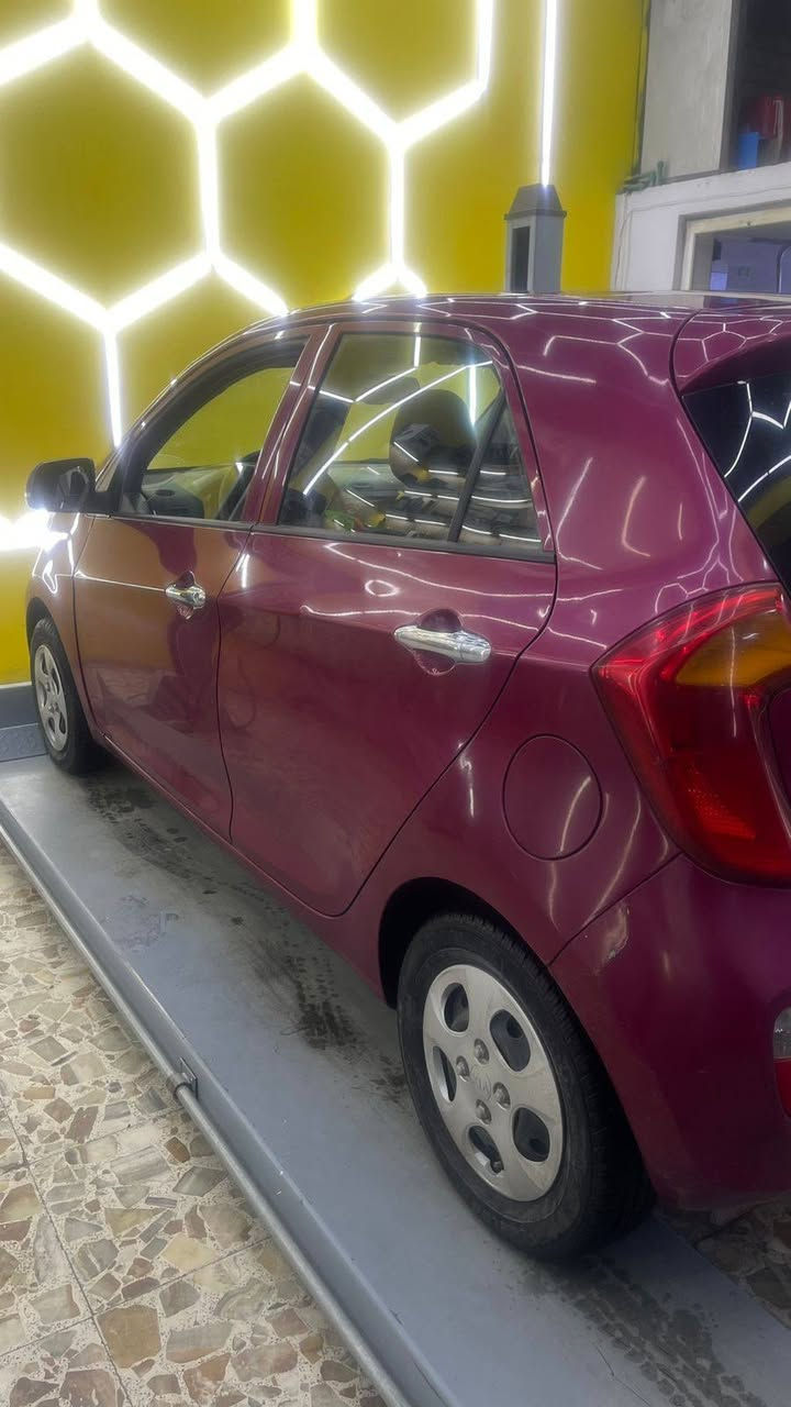 بيكانتو موديل ٢٠١٥
نظيف جداً استخدام شخصي
بيهة ضربة خفيفة بالهلال الخلفي ومصلح وتعديل بار بالجاملغ الامامي
السعر ٨٥ وبيهة مجال
السونار موجود بالصور
للاستفسار الاتصال فقط
***********
 يوجد واتساب
