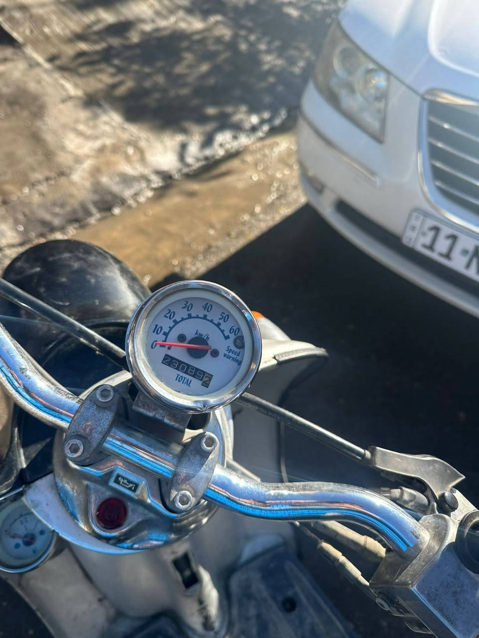 سلام عليكم دراجه البيع دراجه نظيفه خير من يم الله سعر 200 وبيها مجال والشراي ***********
