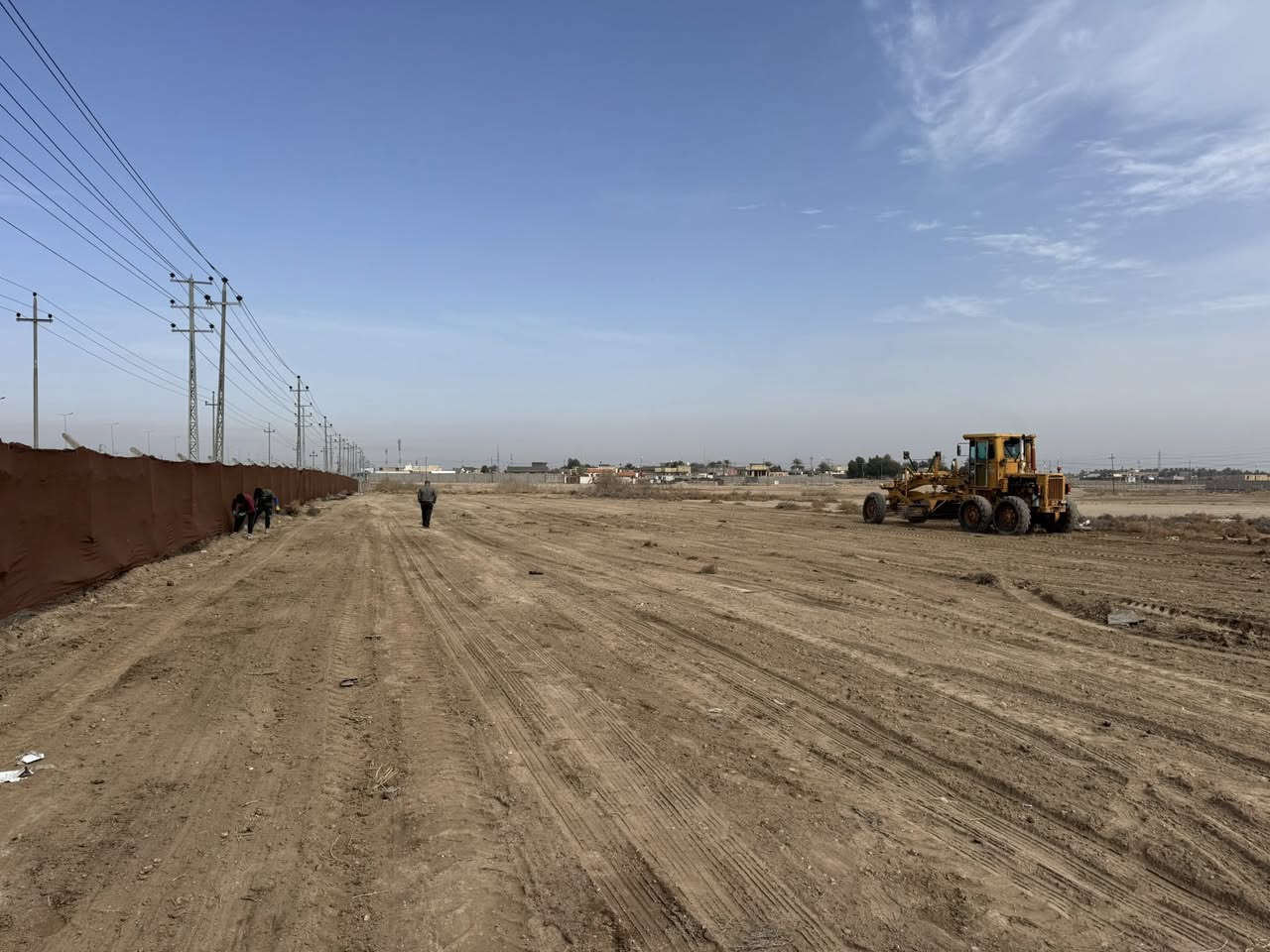 🏡 فرصة مميزة لامتلاك قطعة أرضك الآن
تم بعون الله افتتاح بيع قطع أراضي بمساحات مختلفة
طابو زراعي سند 25 التحويل بأسم المشتري
  
📍 في ناحية الكفل – طريق النجف / الحلة  
تقسيم حسين مارينا 
✔️ موقع حيوي وسهل الوصول  
✔️ مناسب لبناء منزل العمر أو للاستثمار المضمون  
✔️ توفر خدمات قريبة من الموقع  

📲  الحجز والاستفسار 
***********
‭0773 390 9976
