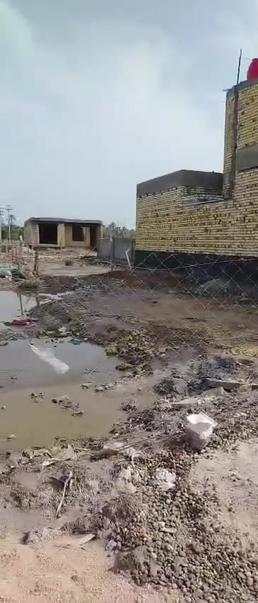 سلام عليكم قطعة ارض200متر طابو زراعي  سند 25 واجهيه 10 نزال 20 مكانه حله حي الجزائر خلف السايلو بلورديه مقابل الطابو صرف قريبه على متوسط البنات انصار العقيله سعر 42 وبيه مجال لستفسار اكثر الاتصال على الرقم،:***********
