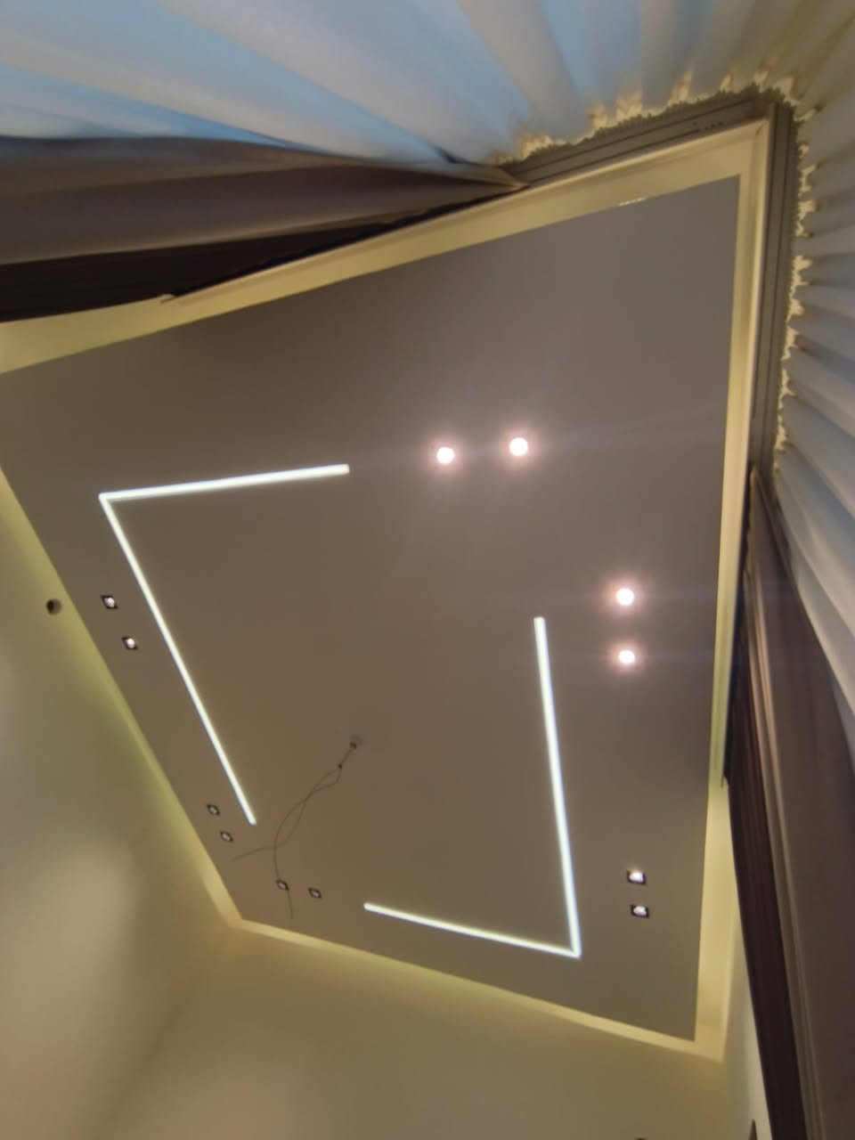 على بركة الله تعالى تم انجاز ديكور سقف استقبال من اعمال مكتب ابو عبدالله للديكورات
للاستفسار
***********
***********
