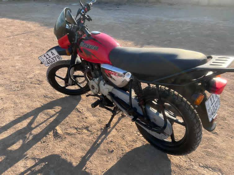 السلام عليكم
بوكسر 2018بأسمي تحويل ثاني يوم الدراجه نضيفه وخير من الله ما متعوبه 

واحلى من الصور مكينه خير من الله 

مجفته مره وحده ويم شركه تجفيتها المكينه ناعمه

 

كهربائيات كامله مناقصها شي

السعر: 1600/ مليون و 600 وبيها مجال حك جيه

مكاني بغداد المشتل شارع المطبك

***********
