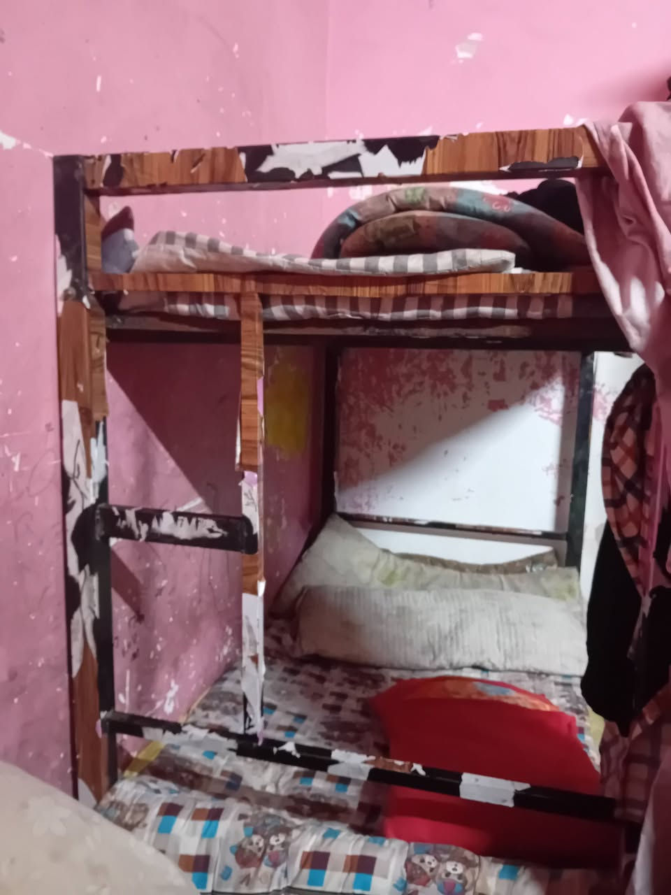 ***********جربايه نفرين واحد فوق واحد جوه للبيع السعر 75          m
