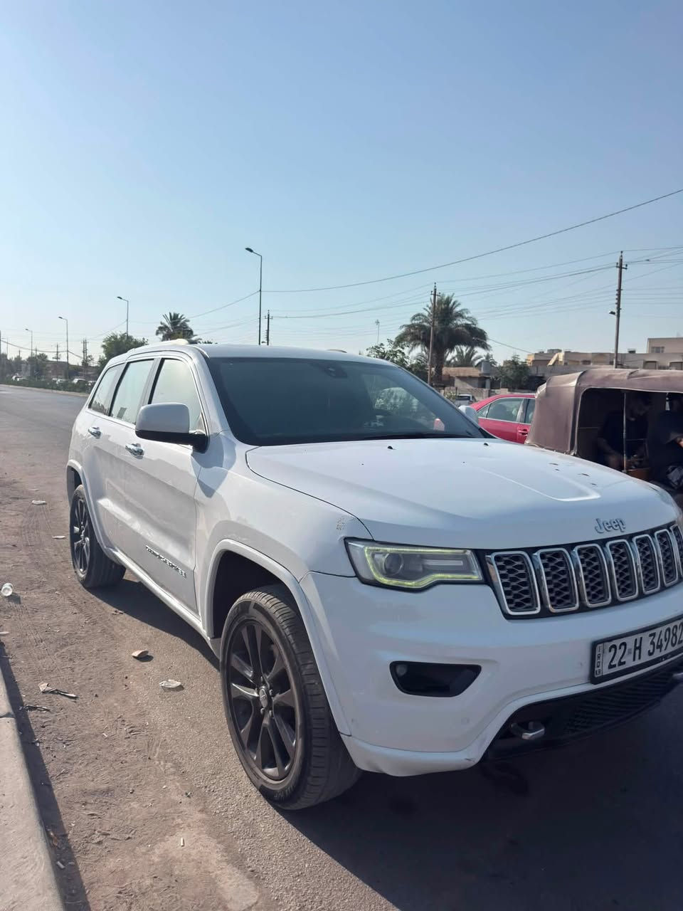 جيب ٢٠١٤ خليجي اوفر لاند بدون حادث بيهة صبغ قليل بل بابين اليسرة وحافة الباب الثاني مواصفات فول 
بنوراما 
بصمات تشغيل
كشن خزن
مري قلاب
سيدي جنجر
كشن تبريد
تشغيل عن بعد
جكات 
ماوس
وبعد هواي مواصفات مكاني بغداد حي العامل سعرها ١٧٧ جاهزة بدون نقص ***********
