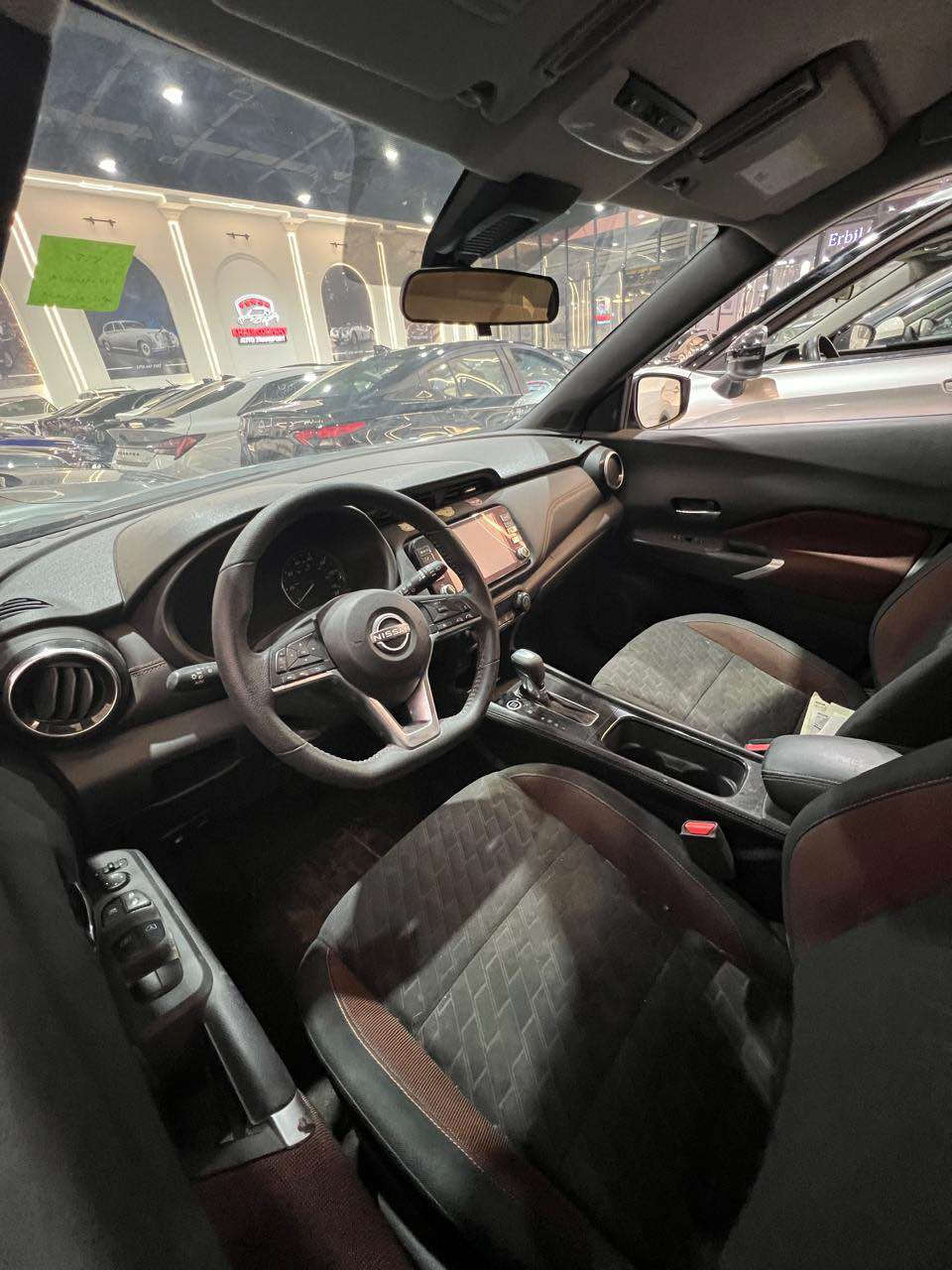 لبيع نيسان كيكس 2023موصفات  SRماشي 15الف
حادث فقط جملخ امامي صبخ بدون دواخل ارباك سستم سعر 120ورقه بدون رقم يترقم شمالي مكان اربيل *********** أربيل, العراق
