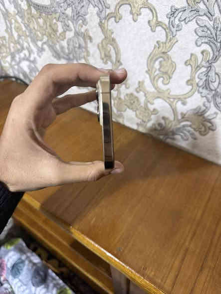 ايفون 13 برو ماكس ذاكرة 512 بطارية 93 أمريكي الجهاز نظيف جداً وتر بروف غير مفتوح مكاني بغداد *********** هذا رقمي 🤍 السعر 740 ألف
