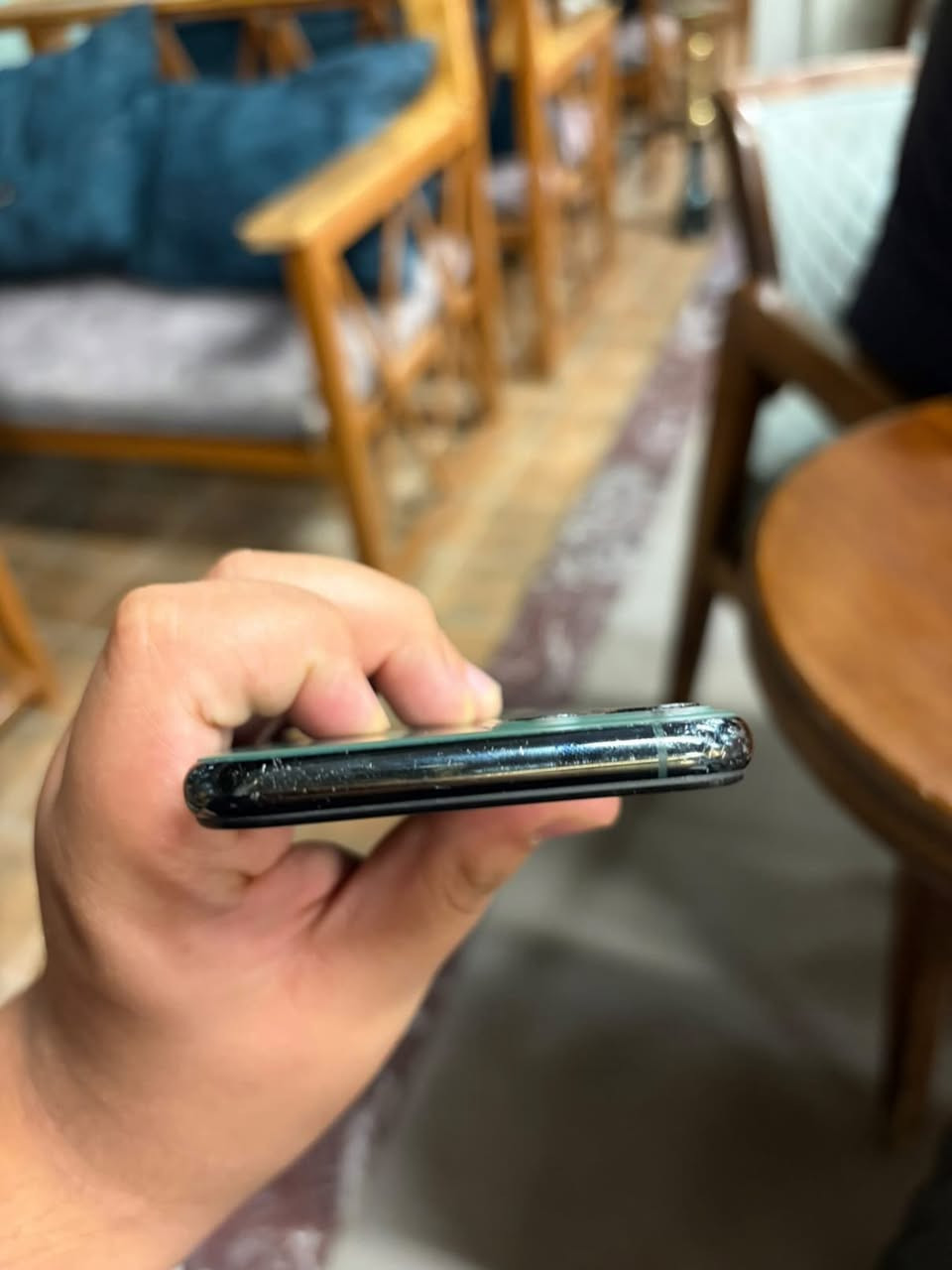 ايفون 11 برو للبيع
ذاكره 64
بطاريه مبدله اصليه 100
امبدل شاشه اصليه شرط الفيس ايدي شغال
الجهاز بيه ملاحضه وحده بس بل كامره x1 بيها خط اسود
سعره 190 وبيه مجال 
مكاني موصل حي المهندسين


**إذا كنت صاحب هذا الإعلان وتريد حذفه لأي سبب، رجاءا أرسل رسالة إلى الدعم الفني**