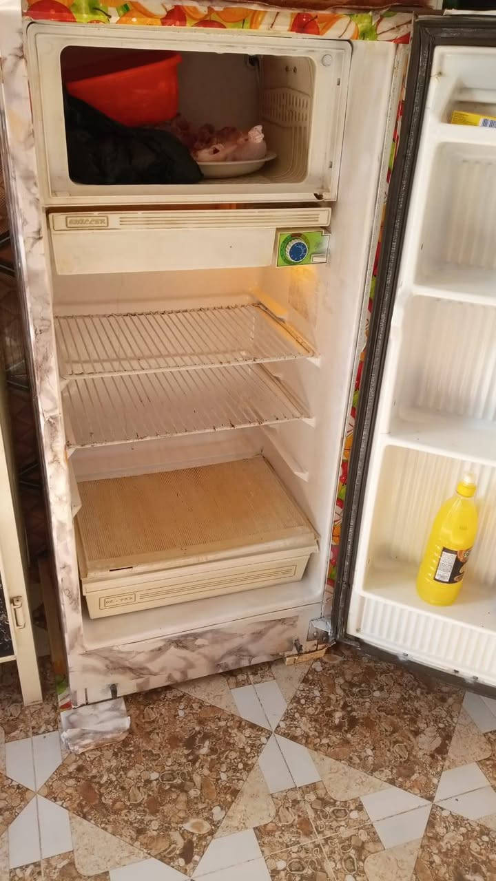 مكلفه بلنشر موجود ثلاجات للبيع عنوان رمادي سعر كل وحده ١٢٥ بيها مجال


**إذا كنت صاحب هذا الإعلان وتريد حذفه لأي سبب، رجاءا أرسل رسالة إلى الدعم الفني**