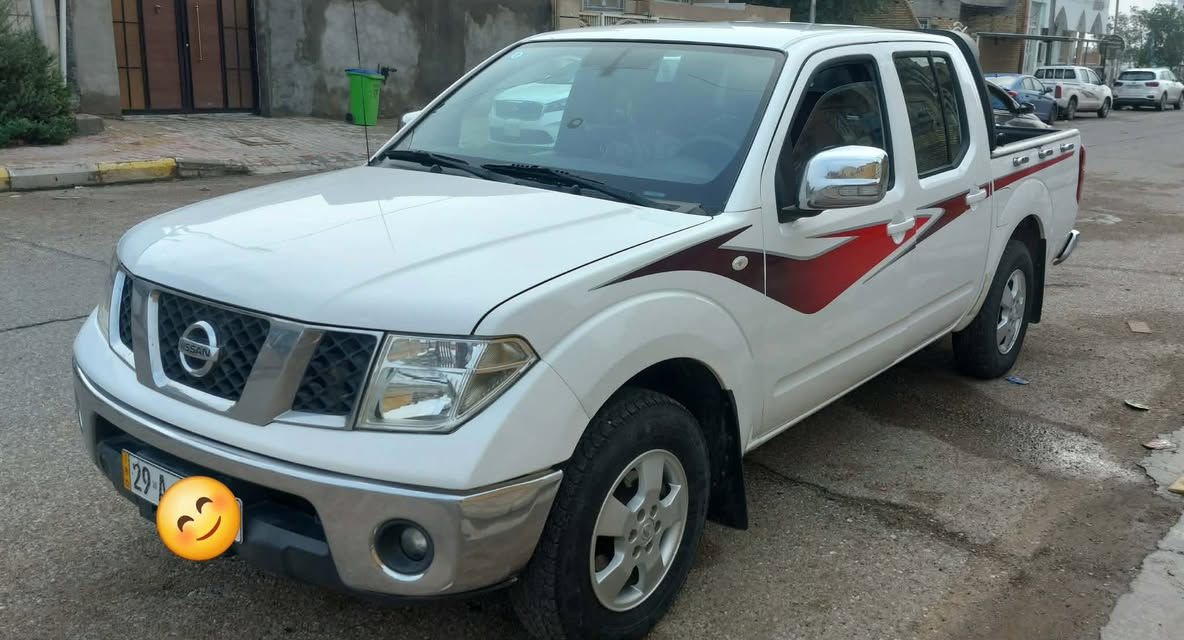 السلام عليكم نيسان نيفارة للبيع مكفولة من الصبغ وتبديل موديل 2013 رقم واسط الدولي محورة غاز محرك طابوكة جديد بدون اي نقص صدر تبريد دواخل كله جديد وجاهز كامرة وحساس  وشاشة ولسونار مرفق بلصور  ولسعر 120 ورقة مكانه كوت واسط بلمركز ***********
