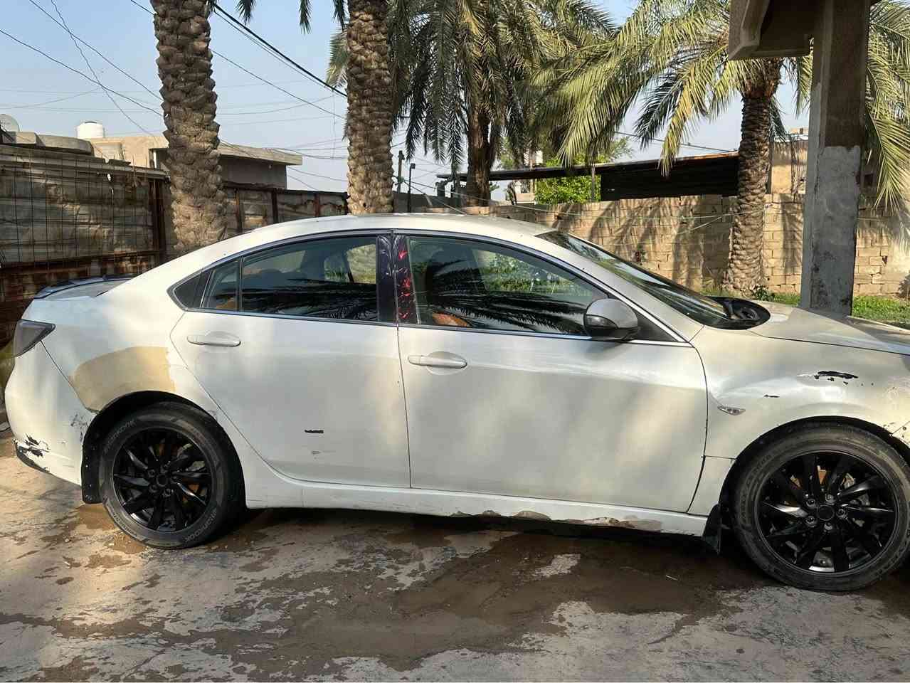 مازدا زوم6 خليجي مصبوغه عام 
محرك كايم بس تمشي 
سياره باسمي سعرها 45 وبيها مجال
مكانه بغداد
*********** بغداد, العراق
