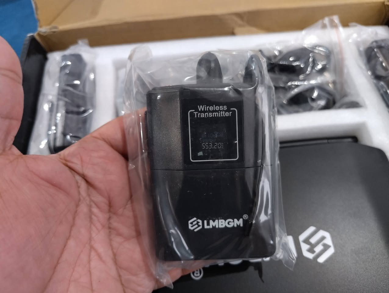 PROFESSIONAL 
MicroPhone 
4 Minc 

مايكرفون احترافي مخفي 4 قطع 
جديد لوك 

السعر 45 الف


**إذا كنت صاحب هذا الإعلان وتريد حذفه لأي سبب، رجاءا أرسل رسالة إلى الدعم الفني**