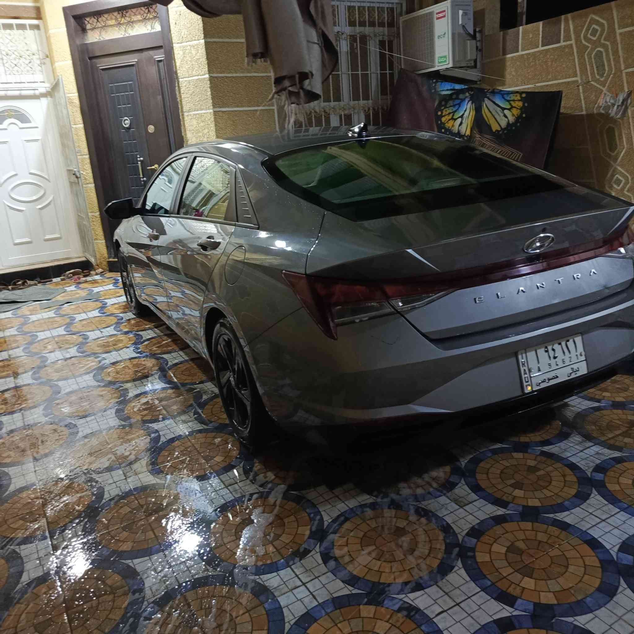 السلام عليكم النتره 22 ماشيه 59 فول عده الفتحه ضررها جاملغ وبنيد بدون داخل بدون ارباك رقم معوقين بعد سنه صير حره اتصل ***********
