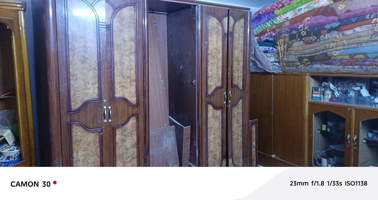 كنتور ماليزي  ،  ٨ . بيبان نظيف
الاستفسار علئ رقم  ***********
, مناسب شعر مناسب
