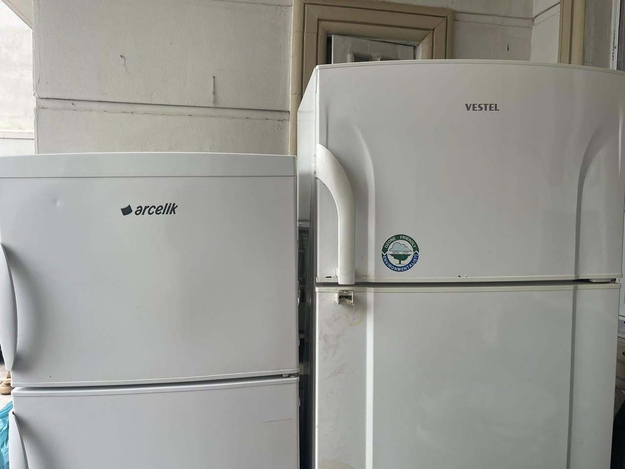 السلام عليكم مجموعة اغراض للبيع
***********
