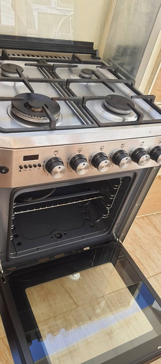 اغراض نضيفة وجديدة  معروضة للبيع الاسعار مذكورة تحت كل صورة للاستفسار المراسلة خاص او الاتصال عبر الرقم ***********
