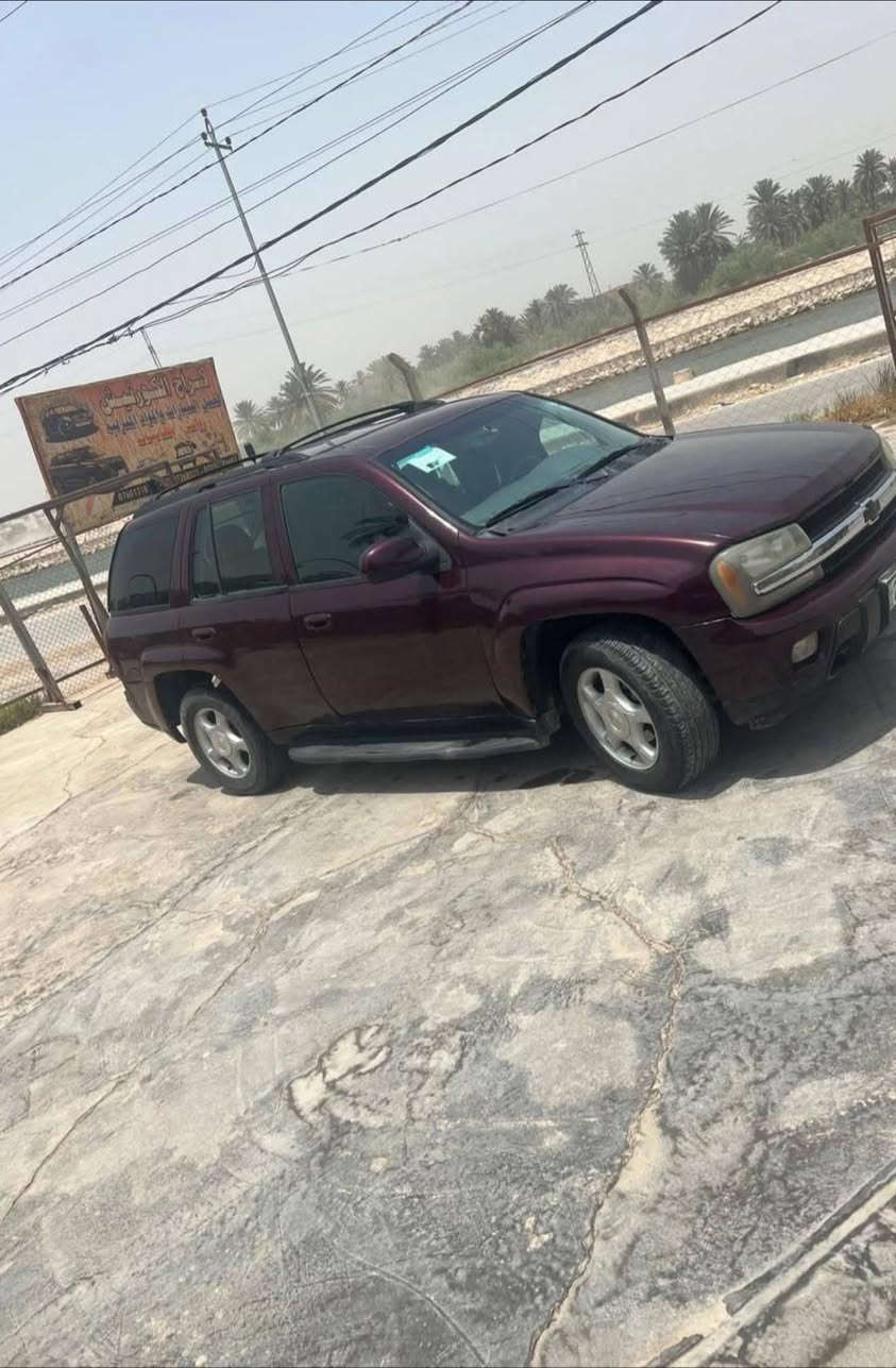 السلام عليكم
بلايزر 2007 

رقم أربيل أنكليزي

صبغ حزام جماليه 

كير ومحرك كفاله 

السعر ٦٣ وبيه مجال 

***********
