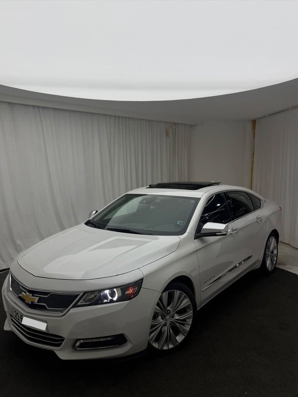 سڵاو 
Impala 2019
مواسەفاتی پریمەری کۆنفیدێنس زۆر کەم هەیە لەم مواسەفاتە سەیارەکە زۆر جوان و لۆکک ماوەتەوە
مواسەفاتەکانی کە لە پیرمەرێکی ئاسایی زیاترە
پانۆراما و ویلی 20ئینج و عەتەری پەپولە
کوشن سارد و کوشن خەزن هەرسێ ئەوێنەی دژە فول و راداری پێشەوە داتاشۆ و خەتی جادە و سوکان هیتەر و سوکان خەزن و سوکانی جولانی بە کارەبا  لەگەل بەگ ئەوێناکان یەنە خوار  لەمە فول تر نیە لە ئیمپالا ئەم مواسەفاتەنەی لە پیرمەری ئاسایی زیارە جگە لەوەی خۆی کوشن هیتەر و قاسە و سپیکەری بۆس و هتد. چوار تایەی لۆک دو رۆژە خراوەتە سەری لایتی ٤٠٠$ لێ دراوە و زۆر جوان بەهێز کراوە لەگەل چواری ئەلقەکان زەرد ئەبن تەنها ٤٨ مایل رۆشتوە. سندوقی گۆراوە بە بیلاد لەگەل یەک بست کارت و لە نوکی بۆنیتەکەی  دو پەنجە ساردی هەیە سەیارەکە زۆر تایبەت و جوانە  ***********    *********** نرخی 215 وەرەقە و مەجال السليمانية, العراق
