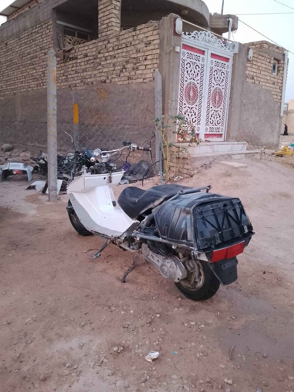 سلام عليكم فيوجن للبيع(275)
مجالها قليل 
دراجه نكره سلف شوكت متريد من باب لبيت ابيع كشن بلاد كهربائيه كلها شغاله ستوني مبدل كلاجات كارتون ودبلات فول طسه دراجه شلعه ومعدل بشرط نضوح تنقيص ابد ع فحص تأيرات نضاف 
نجف
***********
