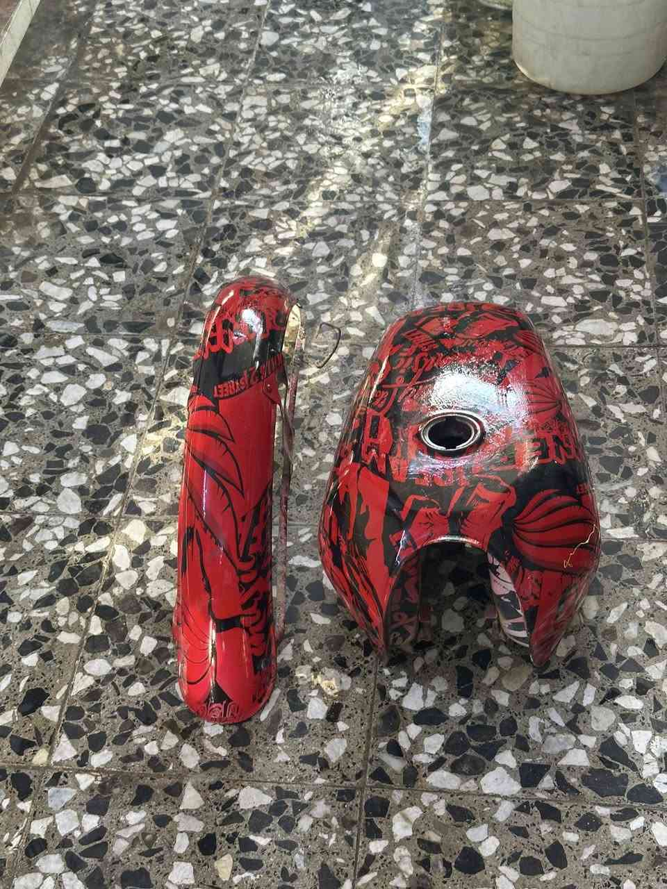 السلام عليكم تانكي و جاملغ كدام و اكو ورا بس ما مصوره هم نفس الوشمه للبيع كلهن مكان حي العسكري للاستفسار***********
