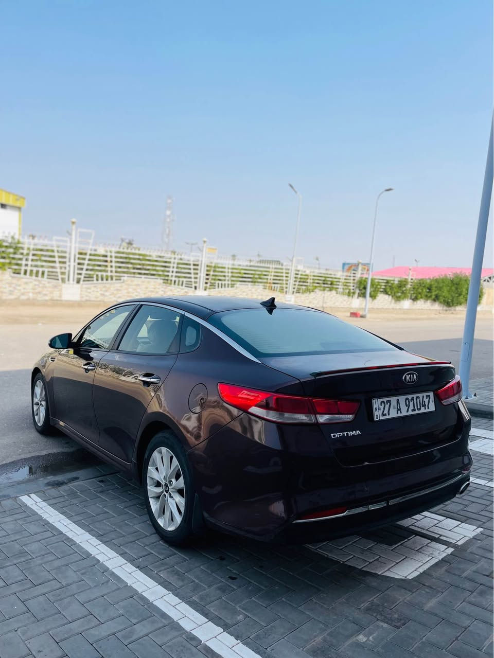 للبيع كيا اوبتيما موديل 2016 وارد كندي رقم ذي قار رقم وهزه جديده سنويه 28 مواصفات اس اي عاديه شاشه كامره تحكات محرك 2400 السياره جاهزه محرك كير حداده تبريد ثلج تخم تاير مابيهه اي نقص عوزهه بس سايق السياره حادثهه من كندا جاملغ وباب صفحه اليمنه بدون دواخل وهنا بلعراق صار بيهه رشات صبغ ابيع حزام اتكفل رسميات وعيب شرعي والباقي شوف العين السعر 104 بسعر الاكسنت وهاذا رقم راعيهه مكان السياره البصره *********** البصرة, العراق

