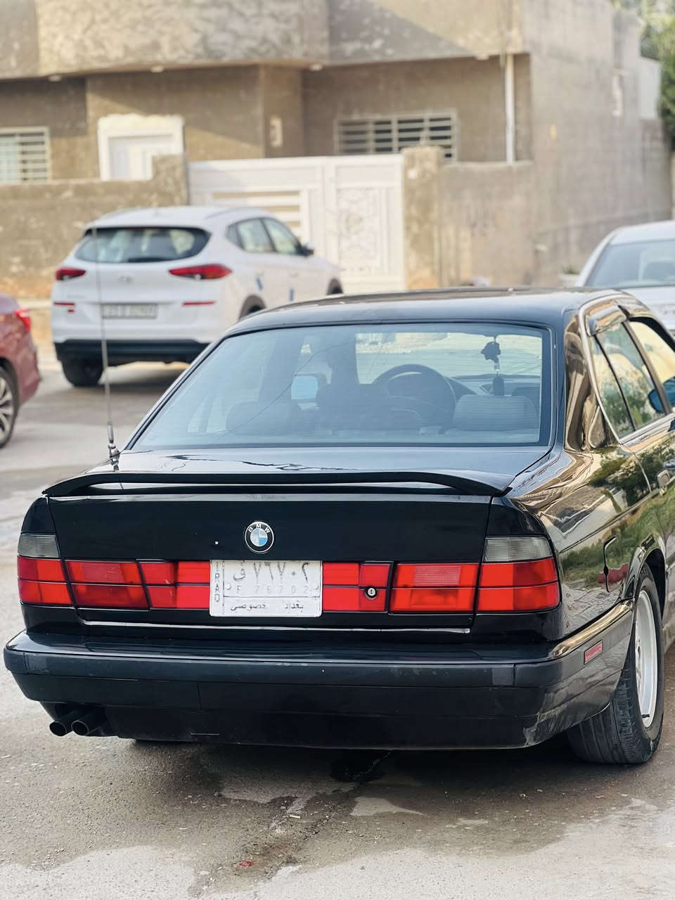 Bmw 
بي ام 525  موديل 1990 اصل بليتة وشاصي كله مطابق 
رقم بغداد سنوية لحد 2028
مكينة مسكر عدلة وكير واكسل كله بلاد مكفول 
كير عادي 
تبريد ثلج 
كهربائيات كاملة مابي اي جطل 
فتحة سقف شغال كاملة 
سيارة كاملة واعتمادية 

السعر 54 $ وبي مجال 
الموقع ديالى / خانقين 
***********
