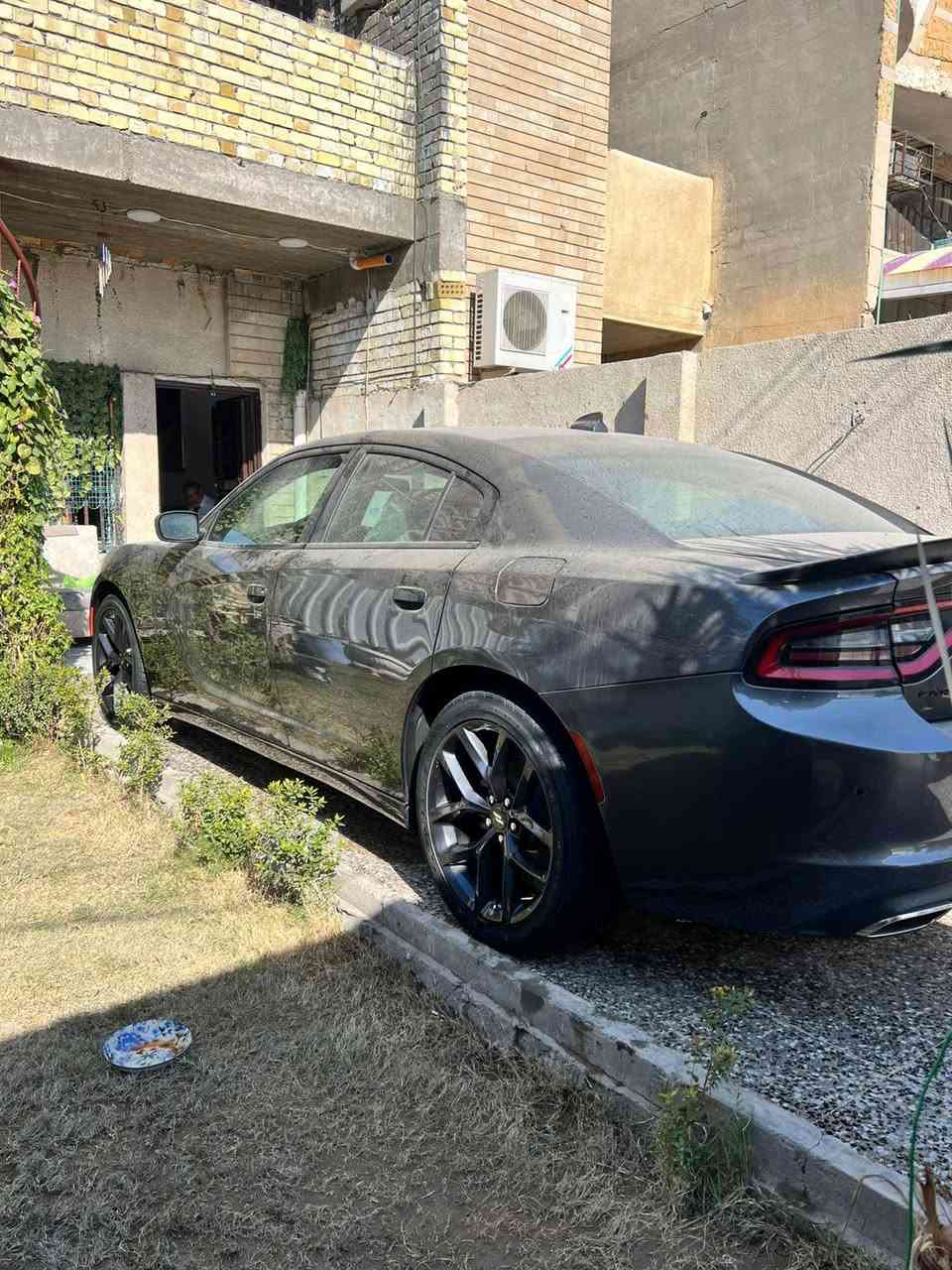 الاصدار الخير 23
سلام وعليكم دوج جارجر sxt بلاك 
كشنات حضن تبديل بابين جهت الصدر وصبغ جاملغ خلفي 
بجم اكبس تخم تاير جديد ماشيه 37  صور حادثه بلمنشور 
مكاني بغداد زعفرانيه السعر 230 وبيه مجال رقم بغداد بسمي
***********
