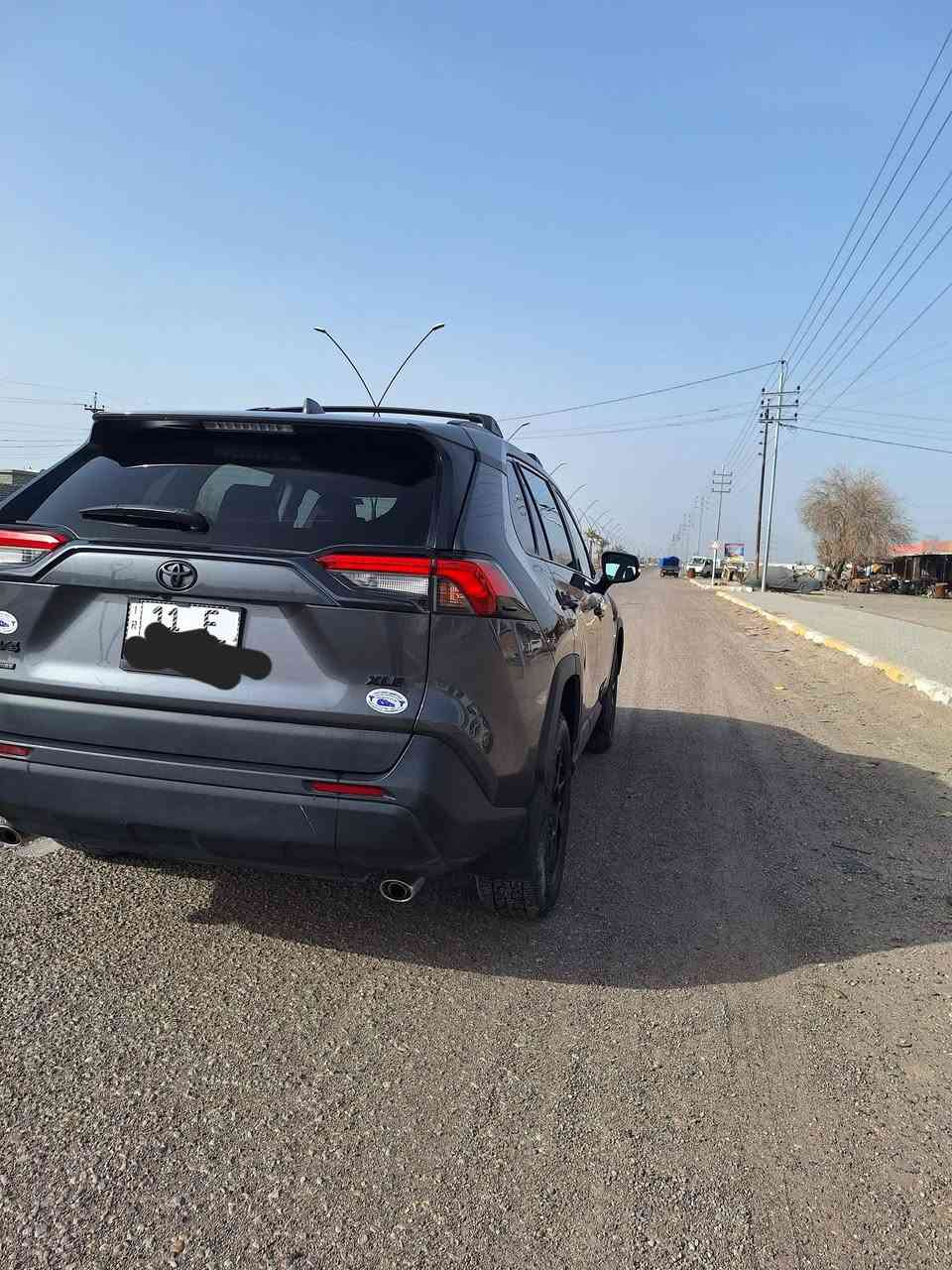 𝐓𝐎𝐘𝐎𝐓𝐀 𝐑𝐀𝐕𝟒-𝐗𝐋𝐄 2023
السلام عليكم 
للبيع
تويوتا رافــــ4 XLE موديل 2023 
رقم بغداد جديد تحويل
اللون : نفطي
عداد المسافة : 23000 مايل
حجم المحرك : 2.5L ( 4.سلندر )
ملاحظة السيارة : فقط تصليح بنيد مع الجاملغات الامامية
 اربـــــــاك الدركه مبدل بلادي والبردات ملغيه
المواصفات : 𝐗𝐋𝐄
فتحة سقف
كيج الكتروني 
شاشة كبير لمس
كاميرا خلفية
‏ابواب  بصمة
‏‎بصمة تشغيل 
شتغيل عن بعد (𝐑𝐄𝐌𝐎𝐓𝐄 𝐒𝐓𝐀𝐑𝐓)
هاند بريك بصمة
اوتو هولد (𝐀𝐔𝐓𝐎 𝐇𝐎𝐋𝐃)         
اوتو ستارات (𝐀𝐔𝐓𝐎 𝐒𝐓𝐀𝐑𝐓)
اوتو ستوب (𝐀𝐔𝐓𝐎 𝐒𝐓𝐎𝐏)
رادار امامي (تحديد مسار)
‏‎رادار جانبي (نقاط عمياء)
‏‎رادار خلفي (التحذير من الاصطدام)
‏‎حساسات امامي
‏‎حساسات جانبي 
‏‎حساسات خلفي 
نظام (𝐄𝐂𝐎)
نظام (𝐍𝐎𝐑𝐌𝐀𝐋)
نظام (𝐒𝐏𝐎𝐑𝐓)
تحكيم ستيرين
تبريد قطعتين امامي وخلفي
صندوق كهربائي
لايتات (𝐋𝐄𝐃) ليد عدسة زينون 
بلاجكتور (𝐋𝐄𝐃) ليد 
بكلايتات (𝐋𝐄𝐃) بيلادي
ويل كروم XP
تفاصيل اكثر الاتصال علی الرقم التالي
☎️ ***********
عنوان📍صلاح الدين سامراء
رقم الشاصي : 2T3W1RFV4PC216343
‏
