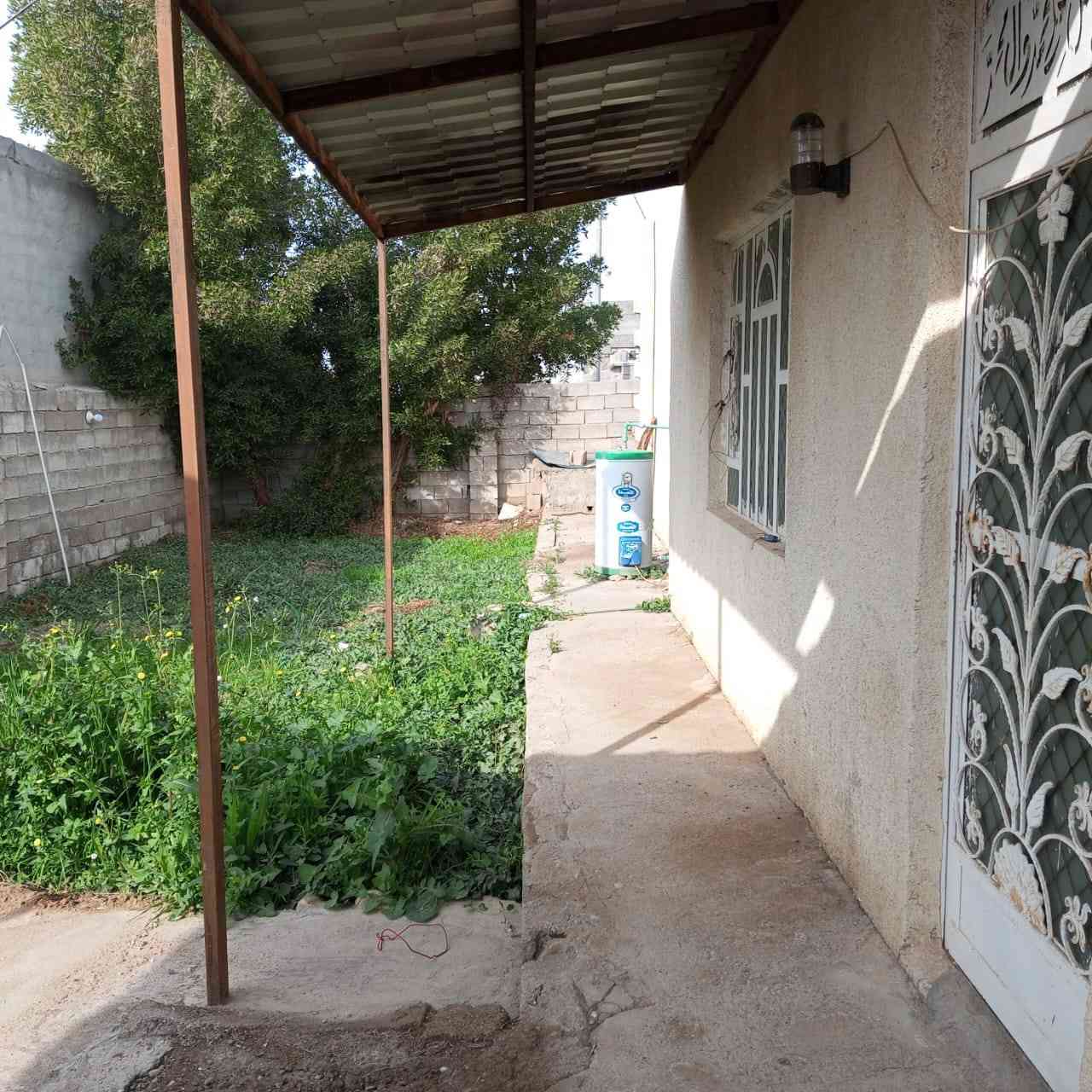 بيت للبيع طابو زراعي المساحه 325مترالشارع12متر. كدامه ساحه ***********
