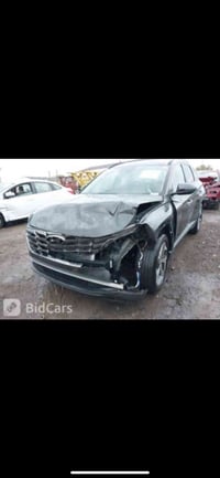 للبيع فقط توكسن موديل 2022 وارد امريكي  حادثها بنيد وجاملغ بارد  السيا...