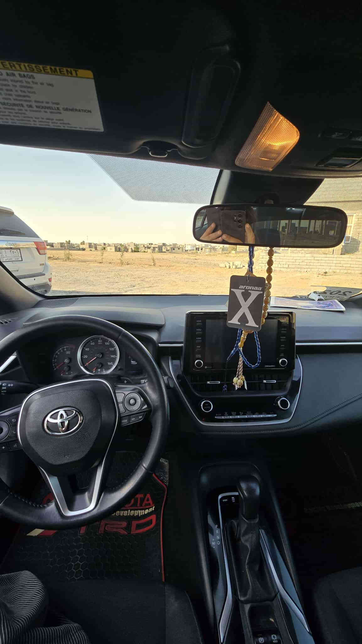 كورلا SE  2022للبيع ماشية 55 بيهة نص بونيد السعر 140 اتصل على رقم ***********
