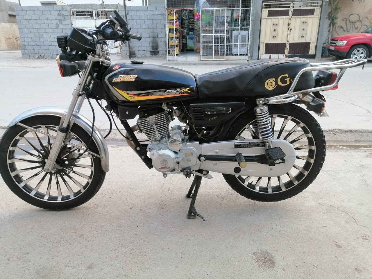 موديل 23 محرك مامفتوح لاصوت لاصرف لابخار محرك اخرس كهربائيات كلها شغاله نكرة سلف بلاجكتورات زينون ورماش دراجه جاهزة سعرها 510 وبيها مجال كركوك خاص مفتوح ***********
