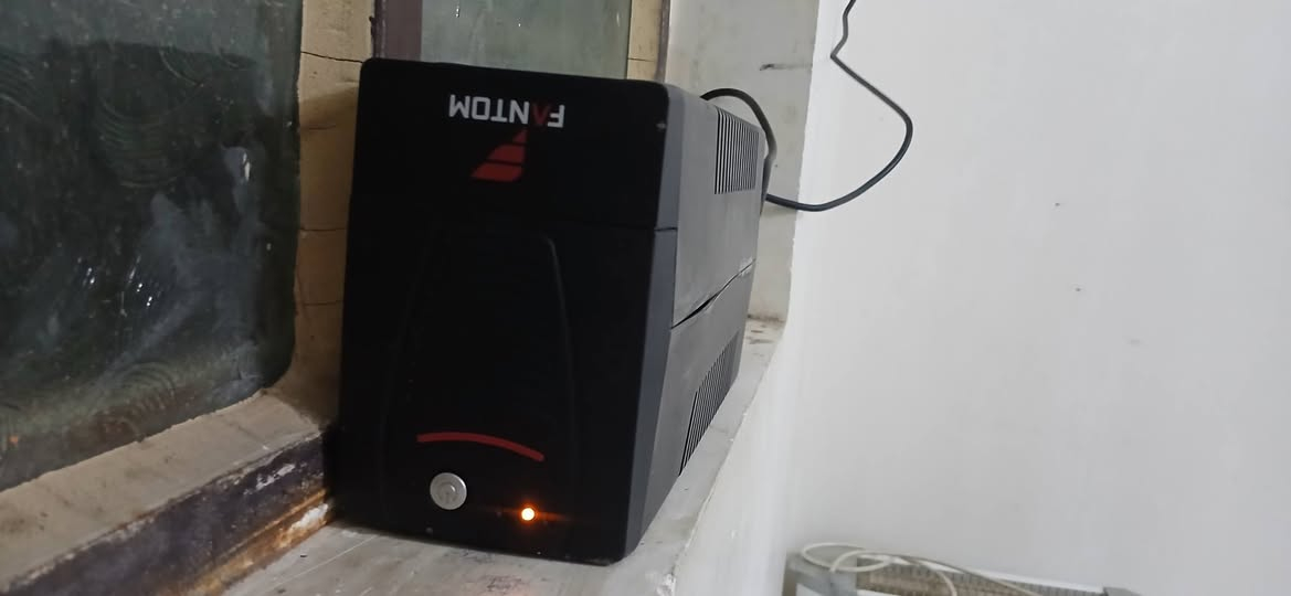 سلام عليكم عندي بلي فور فات اون لاين للبيع مع يوبي اس اخو جديد رقمي للتفاصيل ***********
