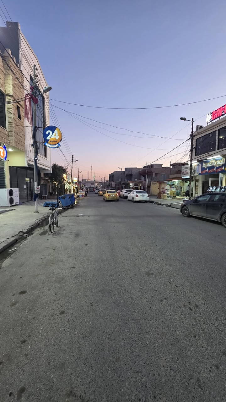 صاله مفتوحه للايجار 
الموقع الموصل حي البكر شارع جامع البديع 
المساحة ٣٠٠ متر واجهة ١٥ عمق ٢٠
للاستفسار الاتصال على الرقم ***********
او التواصل على الخاص 
مكتب نون لتجارة العقارات الكائن في حي المصارف مقابل مسبح الابراج قرب مطعم قصر السلطان 
اوقات الاتصال من الساعة العاشرة صباحا وحتى الساعة التاسعة
